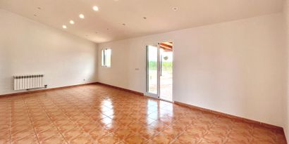 Real Estates picture 6 Ref. R28549