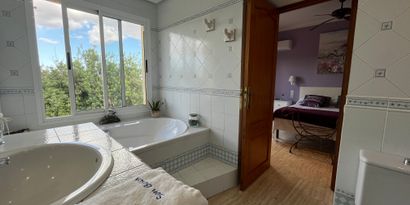 Real Estates picture 11 Ref. R28598