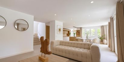 Inmobiliaria picture 4 Ref. Nº. 82575