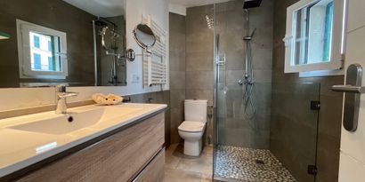 Inmobiliaria picture 8 Ref. Nº. R21754