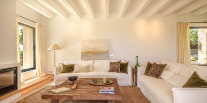 Real Estates picture 8 Ref. 82712