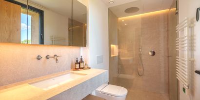 Real Estates picture 21 Ref. 82712