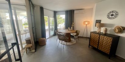 Inmobiliaria picture 8 Ref. Nº. R28718