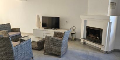 Real Estates picture 4 Ref. 82720