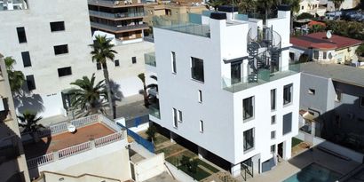 Real Estates picture 3 Ref. 82204