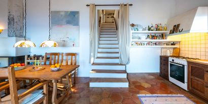 Real Estates picture 9 Ref. 79001