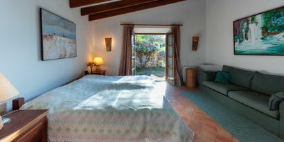 Real Estates picture 12 Ref. 79001