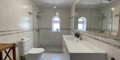 Inmobiliaria picture 27 Ref. Nº. 81740