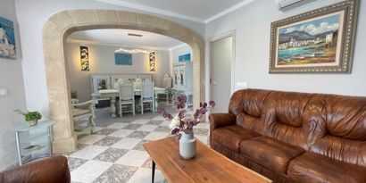 Inmobiliaria picture 21 Ref. Nº. 81740