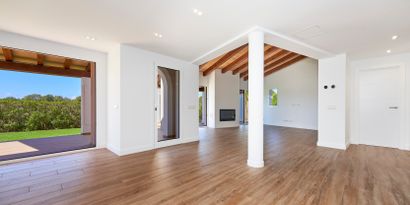 Real Estates picture 4 Ref. 82813