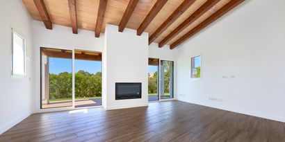 Real Estates picture 6 Ref. 82813