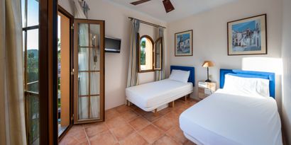 Real Estates picture 19 Ref. 82444