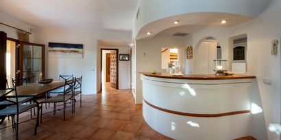 Real Estates picture 13 Ref. 82444