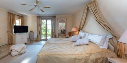 Real Estates picture 8 Ref. 72985