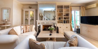 Real Estates picture 3 Ref. 72985