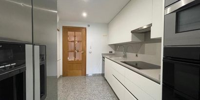 Inmobiliaria picture 4 Ref. Nº. R28711