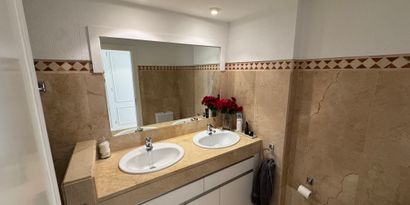 Real Estates picture 10 Ref. 82515