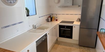 Real Estates picture 3 Ref. 82515