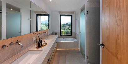 Inmobiliaria picture 21 Ref. Nº. 82712