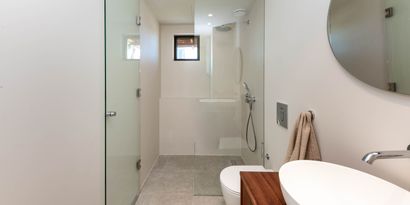 Inmobiliaria picture 37 Ref. Nº. 80884