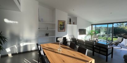 Real Estates picture 5 Ref. R28833