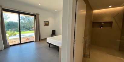 Real Estates picture 10 Ref. R28833