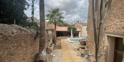 Real Estates picture 20 Ref. R28503