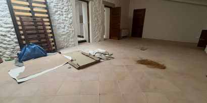 Real Estates picture 13 Ref. R28503