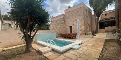 Real Estates picture 0 Ref. R28503