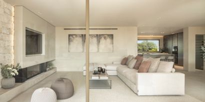 Real Estates picture 6 Ref. 82817