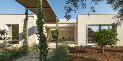 Real Estates picture 27 Ref. 82817