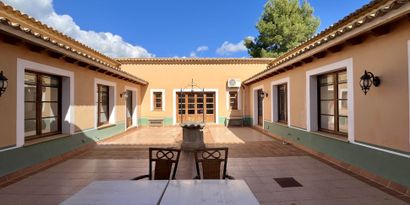 Real Estates picture 10 Ref. R28816