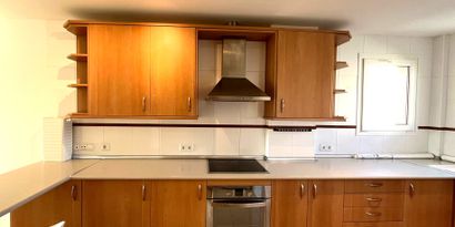 Real Estates picture 10 Ref. R28818