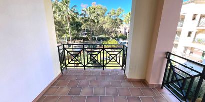 Real Estates picture 11 Ref. R28818