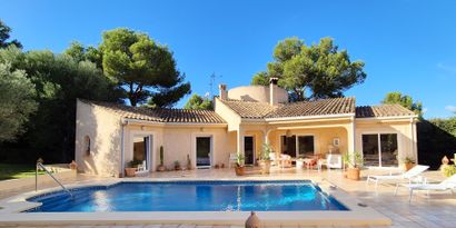 Inmobiliaria picture 0 Ref. Nº. 82789