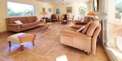 Real Estates picture 7 Ref. 82789