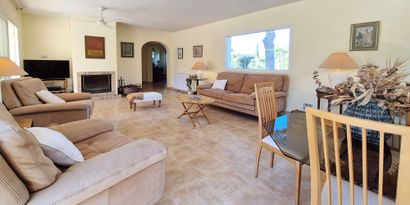 Real Estates picture 5 Ref. 82789