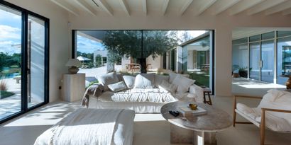 Real Estates picture 11 Ref. 82569