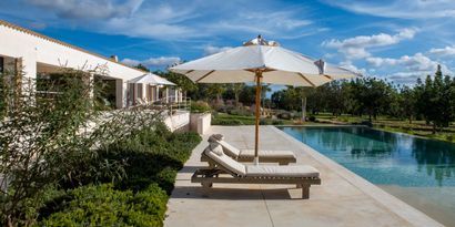 Real Estates picture 2 Ref. 82569