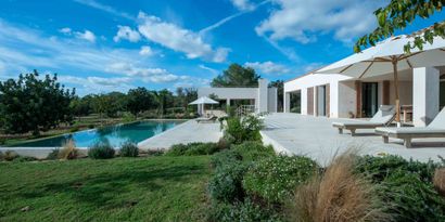 Real Estates picture 6 Ref. 82569