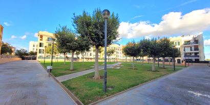 Real Estates picture 14 Ref. R28888