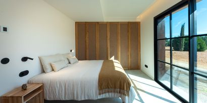 Real Estates picture 20 Ref. 81917