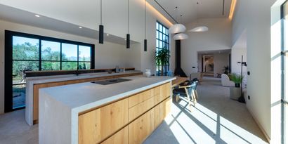 Real Estates picture 11 Ref. 81917