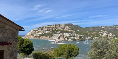 Real Estates picture 0 Ref. R28755