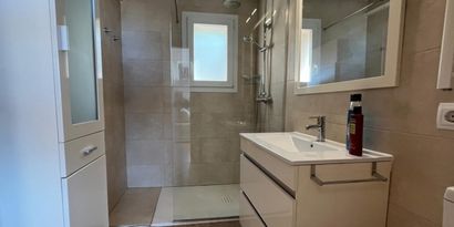 Real Estates picture 9 Ref. R28755