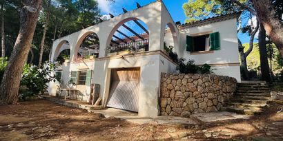 Inmobiliaria picture 0 Ref. Nº. 82893