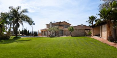 Real Estates picture 0 Ref. 82731