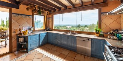 Real Estates picture 4 Ref. 82731