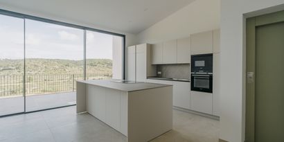 Real Estates picture 5 Ref. 80414