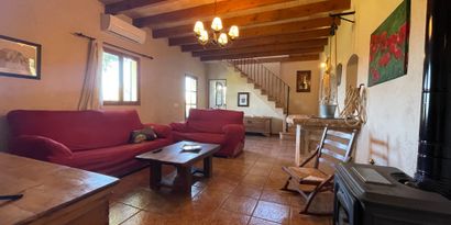 Real Estates picture 5 Ref. 82917